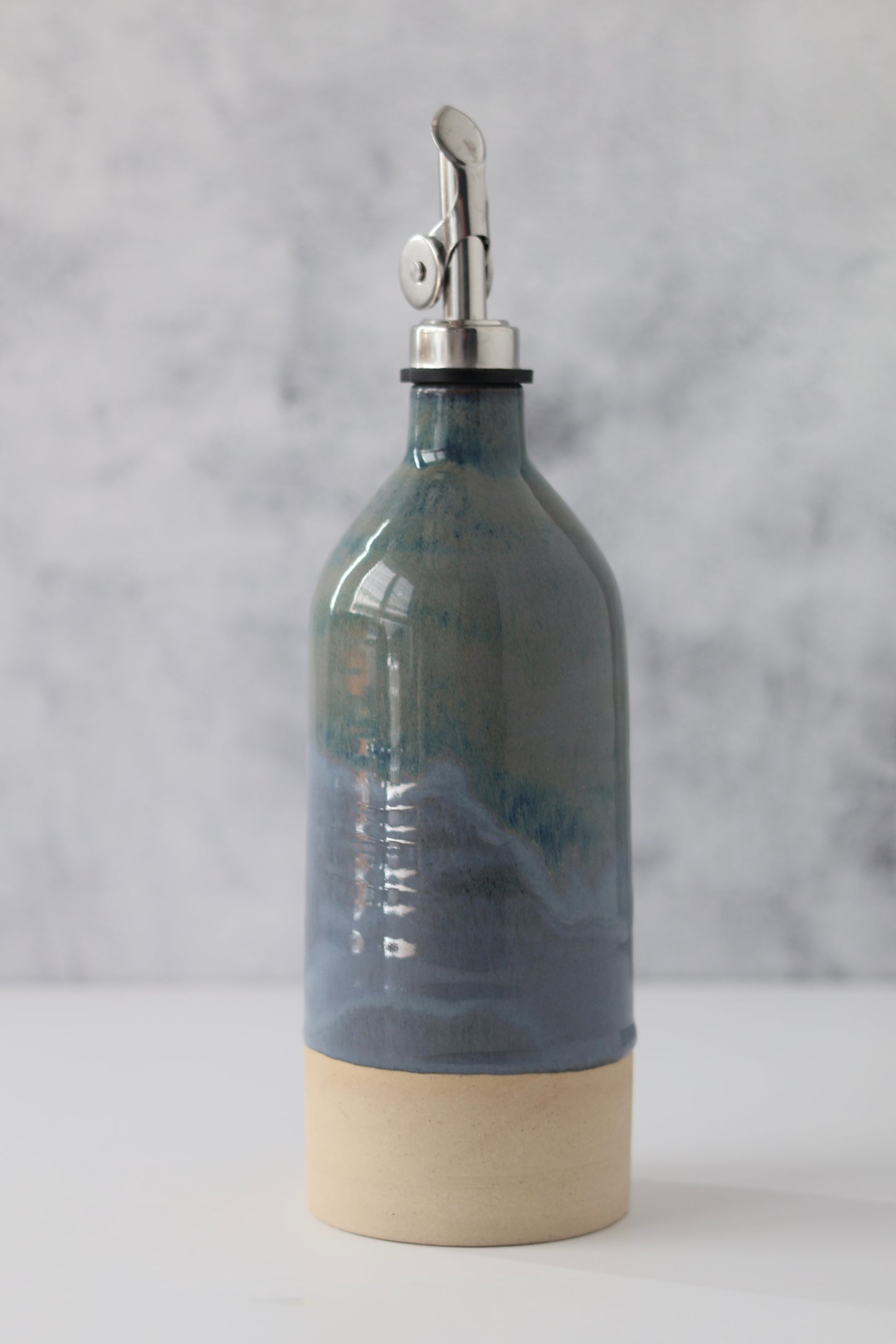 Medium Olive Oil Bottle | Stormy Midnight