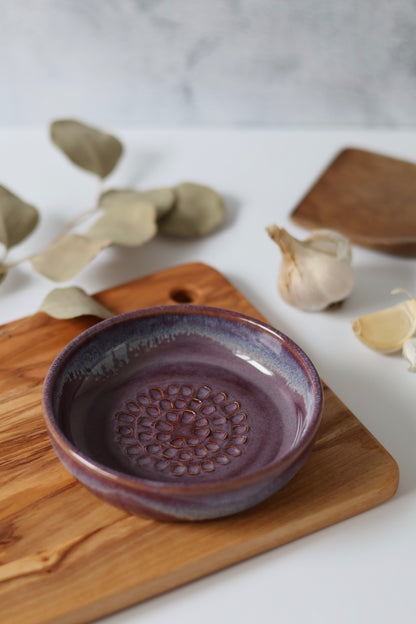 Garlic Grater Plate | Amethyst