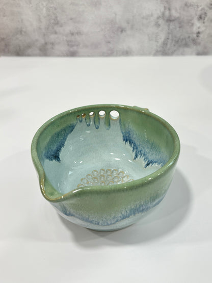 The Garlic Grater Salad DRESSING Bowl | Sea Glass