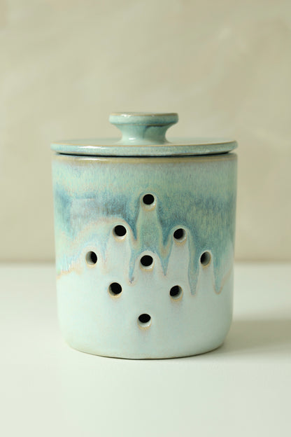 Garlic Keeper | Turquoise Waters
