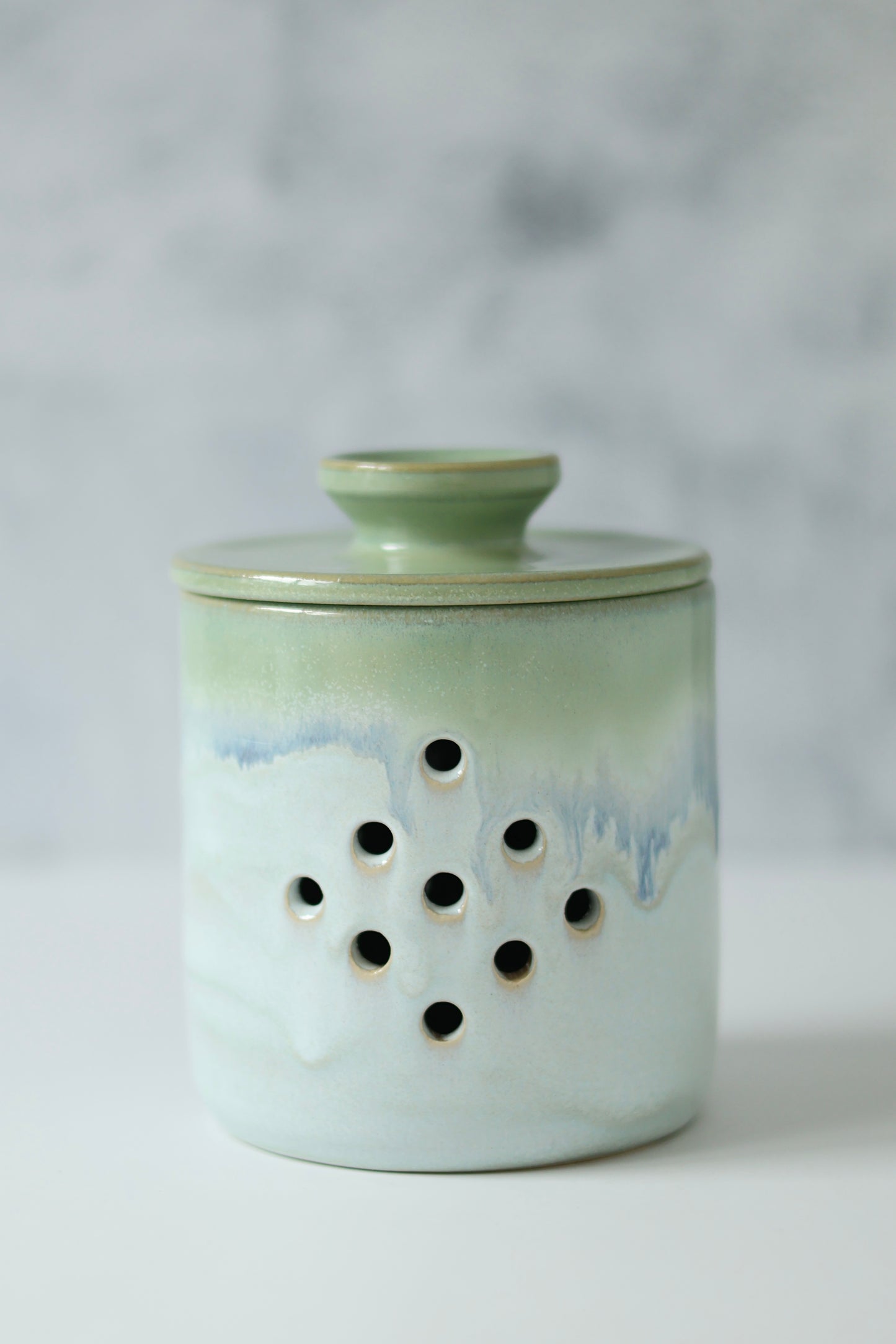 Garlic Keeper | Sea Glass