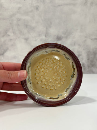 Garlic Grater Plate | Plum Tide