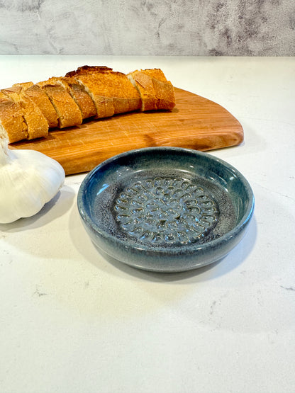 Garlic Grater Plate | Stormy Midnight
