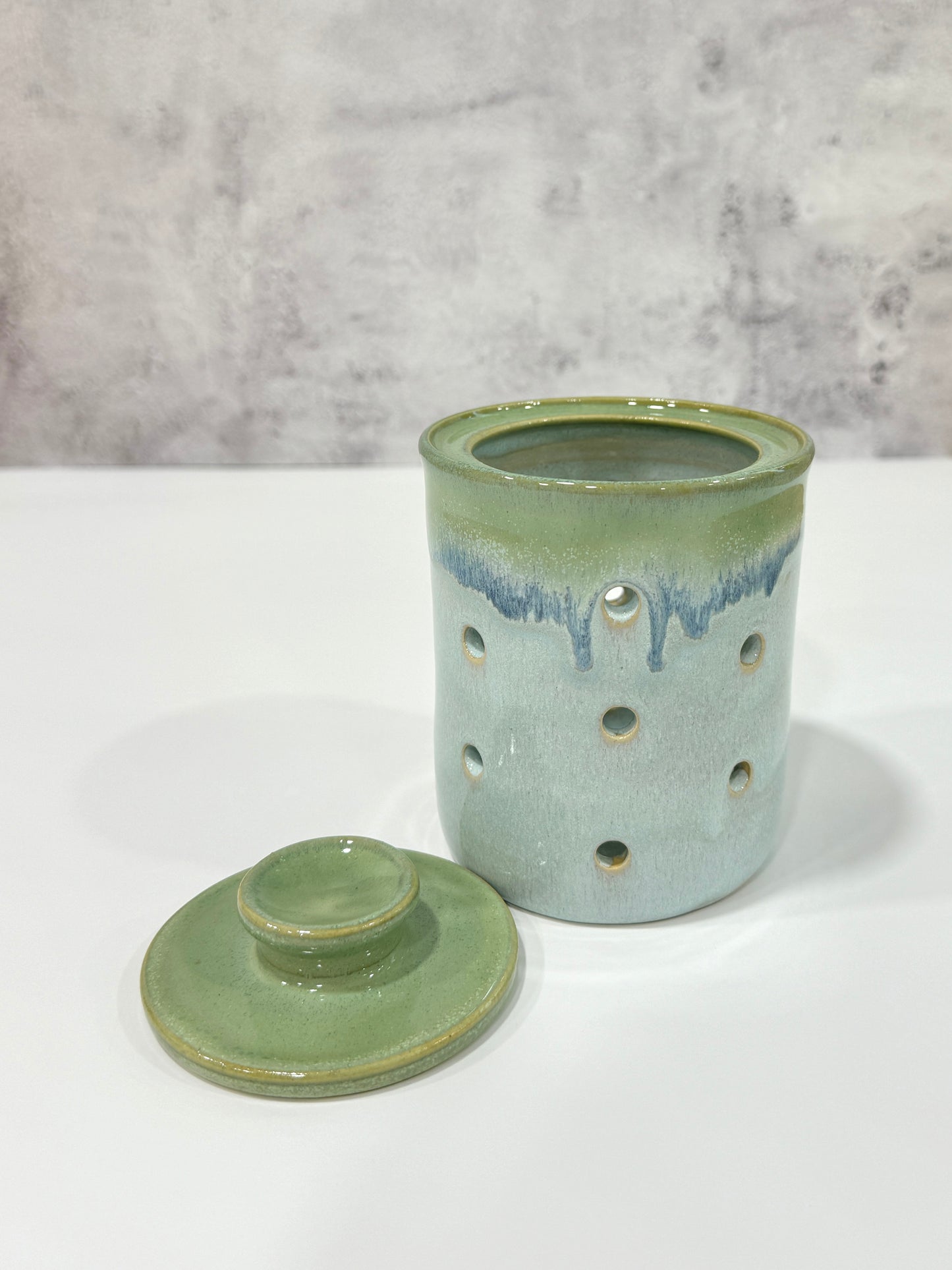 Garlic Keeper | Sea Glass